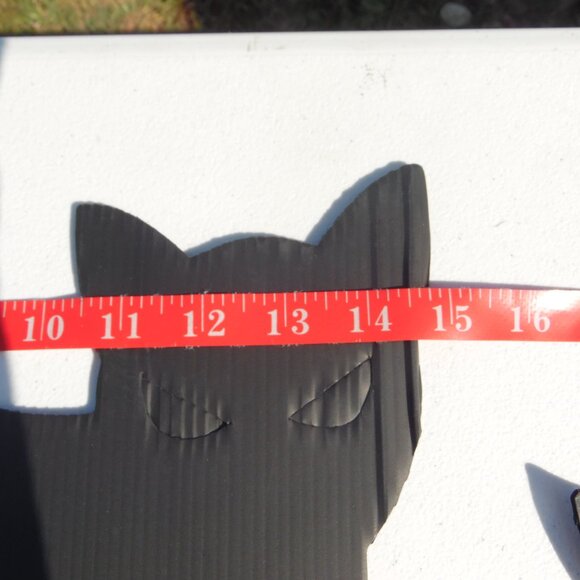 Halloween Spooky Cats Yard Decor with stakes and LED Glowing eyes! - Picture 6 of 6